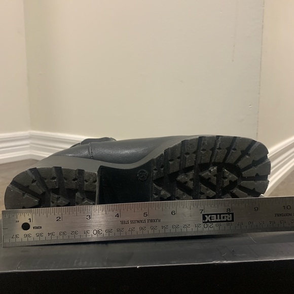 KOI | ORSON SWITCH CHELSEA BOOTS - Picture 5 of 8